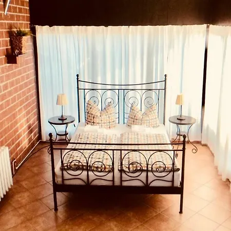 Schlunt 4* 欧巴德伍斯图